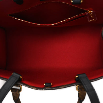 Louis Vuitton Reverse Monogram Giant Onthego MM 4 of 7