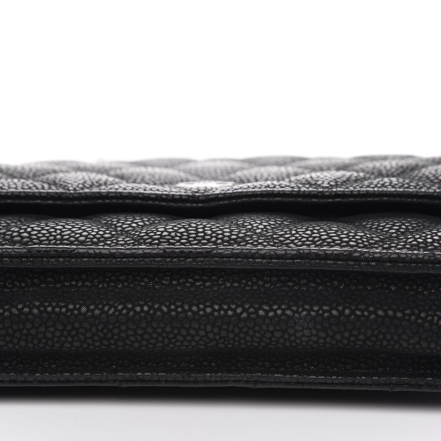 Iridescent Caviar Quilted Wallet On Chain WOC Black