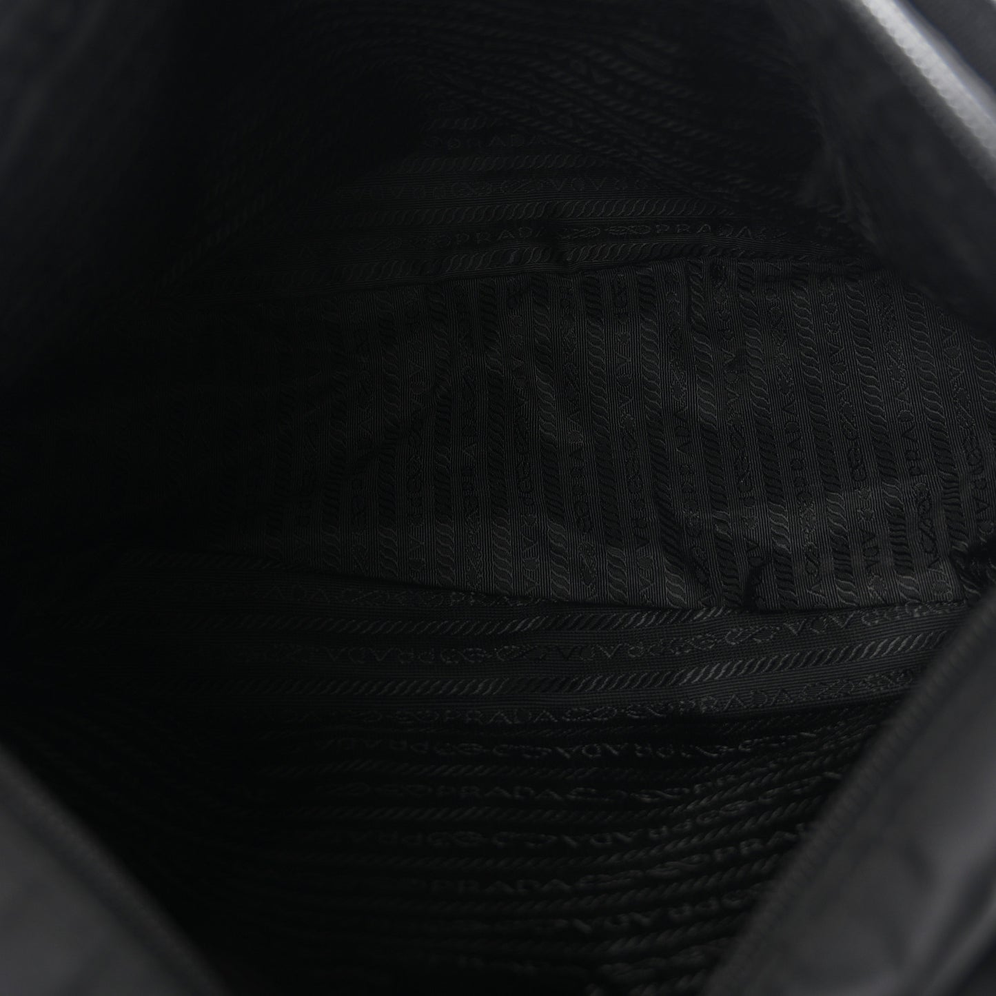 Nylon Vela Sport Messenger Bag Black