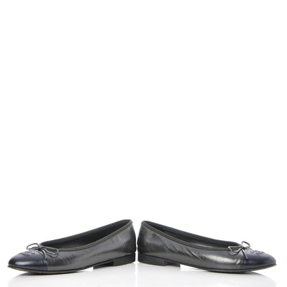 Chanel Metallic Lambskin Cap Toe Ballerina Flats 38 Grey Navy 6 of 10