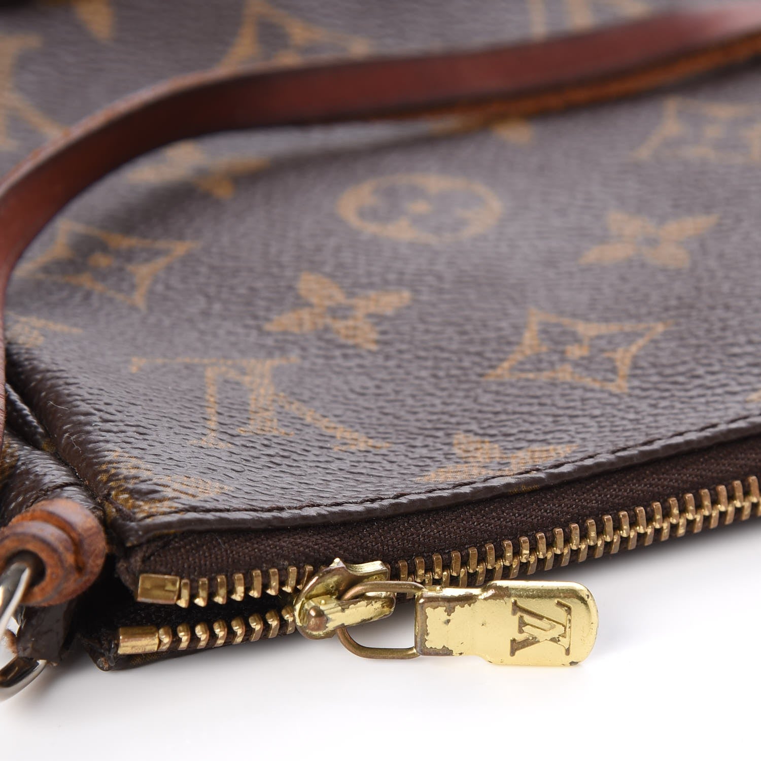 Louis Vuitton Monogram Pochette Accessories 8 of 10