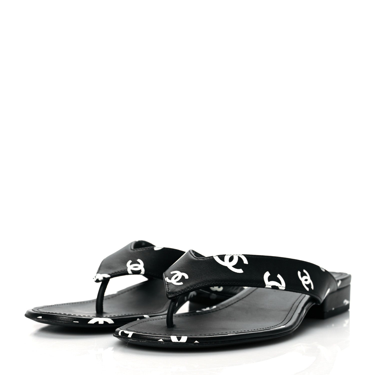 Chanel Lambskin Printed CC Thong Sandals 38.5 Black White 3 of 10
