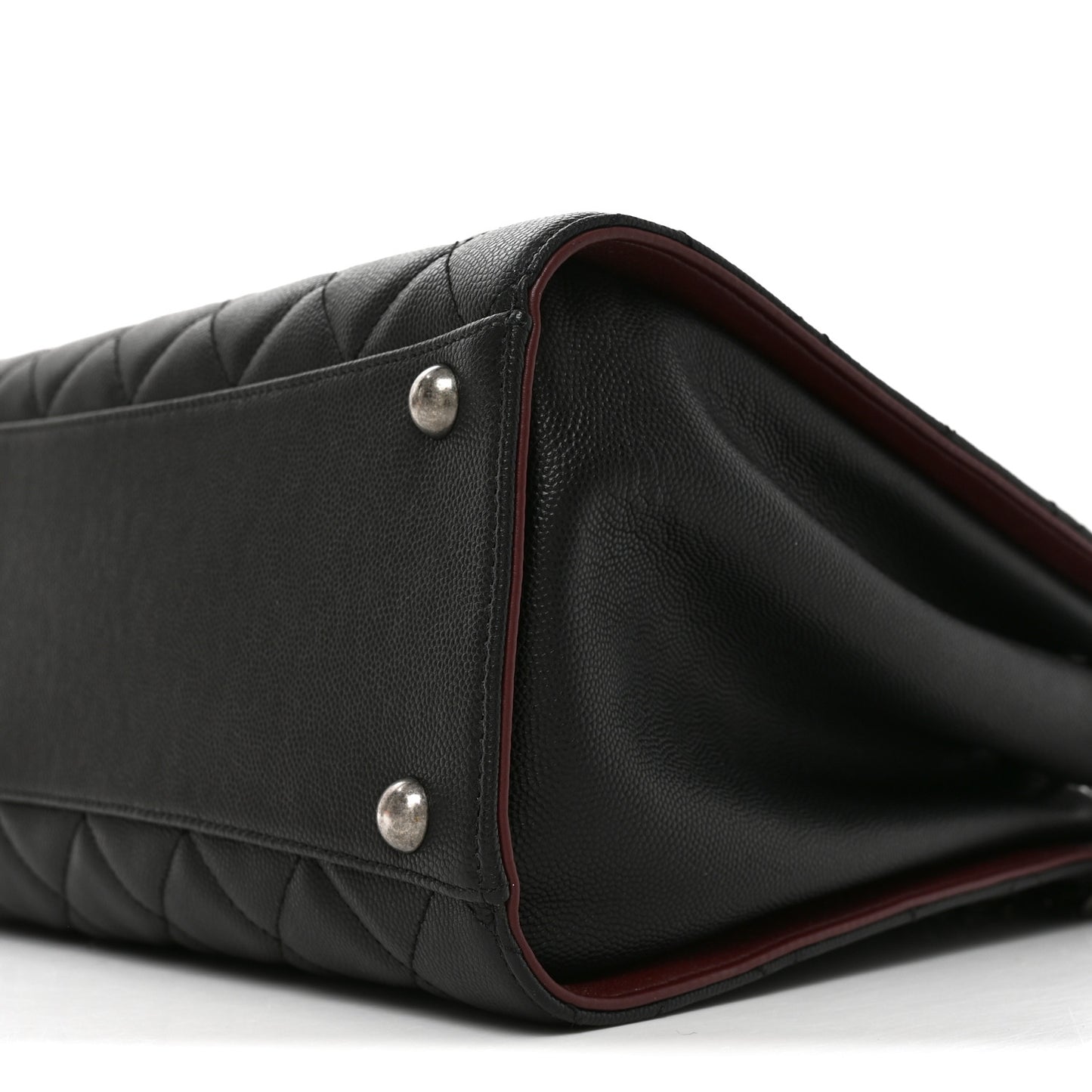 Caviar Quilted Medium CC Bucket Bag Black