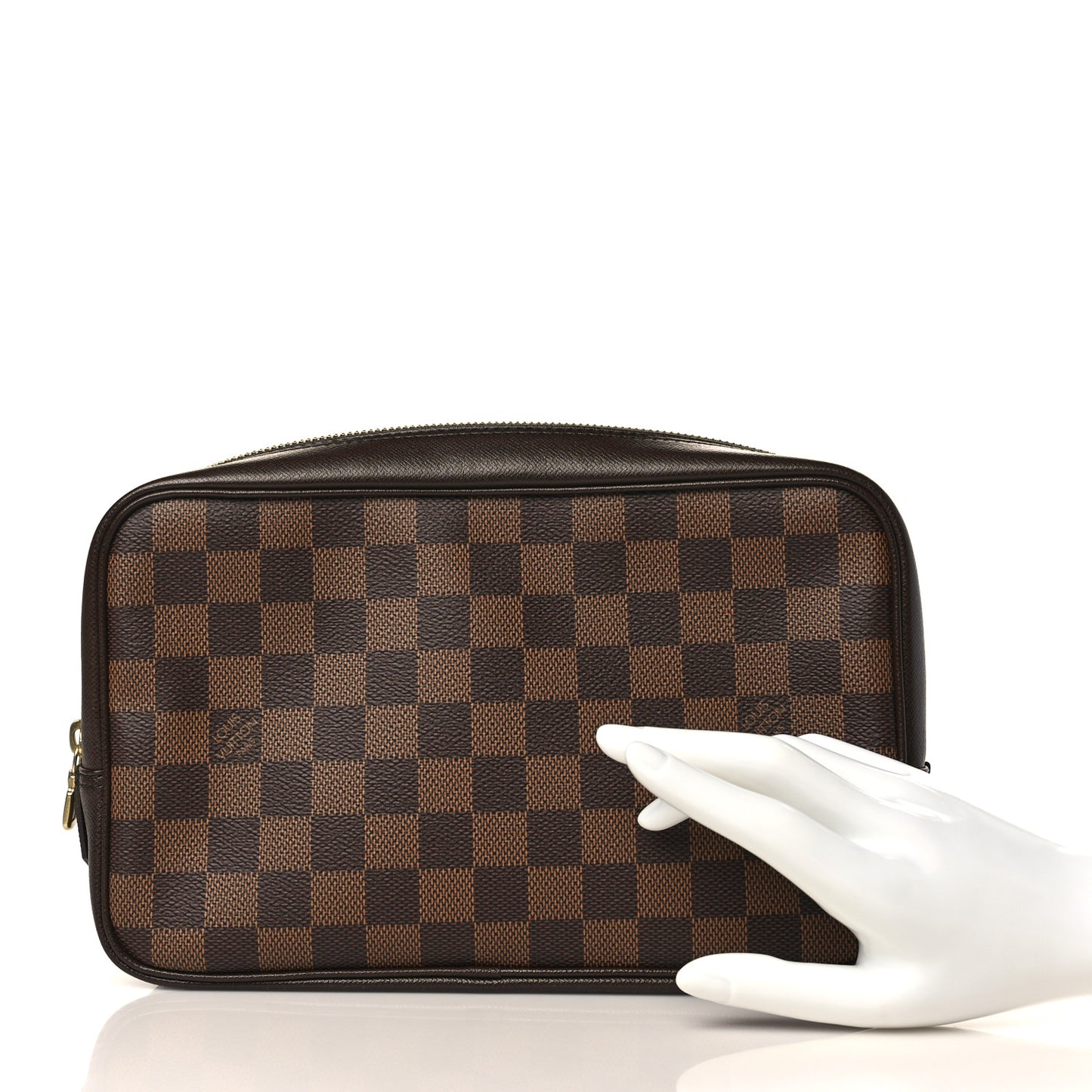 Damier Ebene Trousse Toilette 28