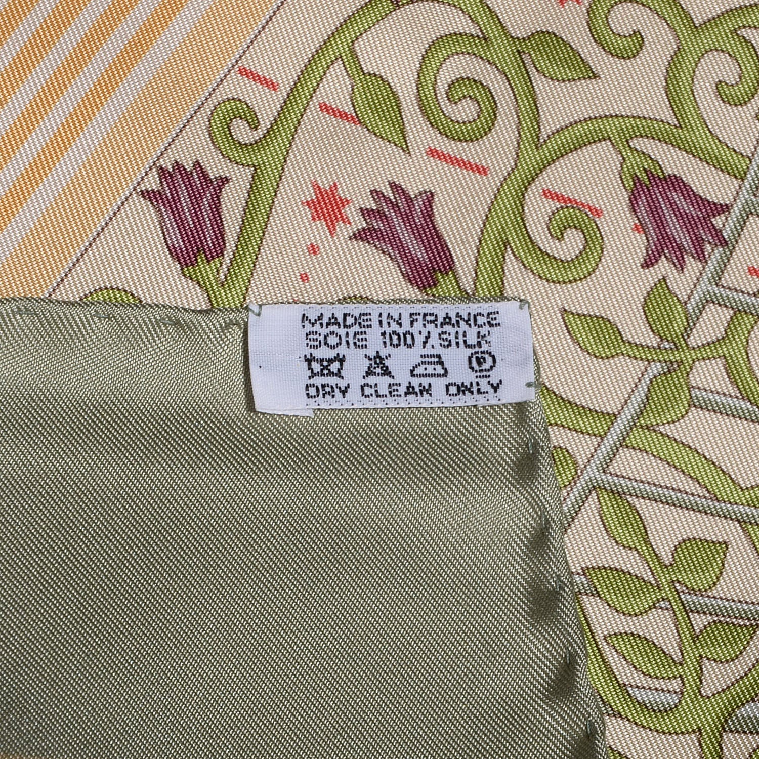 Hermes Silk www.hermes.com Scarf 90 5 of 5