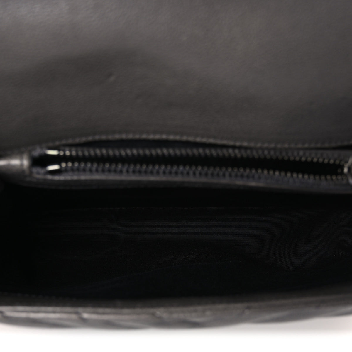 Saint Laurent Grained Calfskin Matelasse Chevron Monogram Medium College Bag Grey 5 of 12