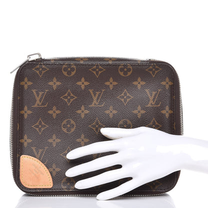 Louis Vuitton Monogram Horizon Accessories Pouch 2 of 7