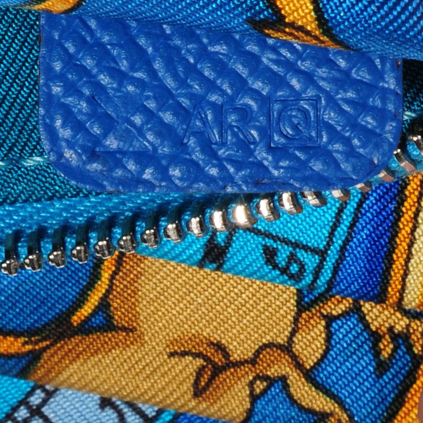 Epsom Silk'In Compact Wallet Mykonos