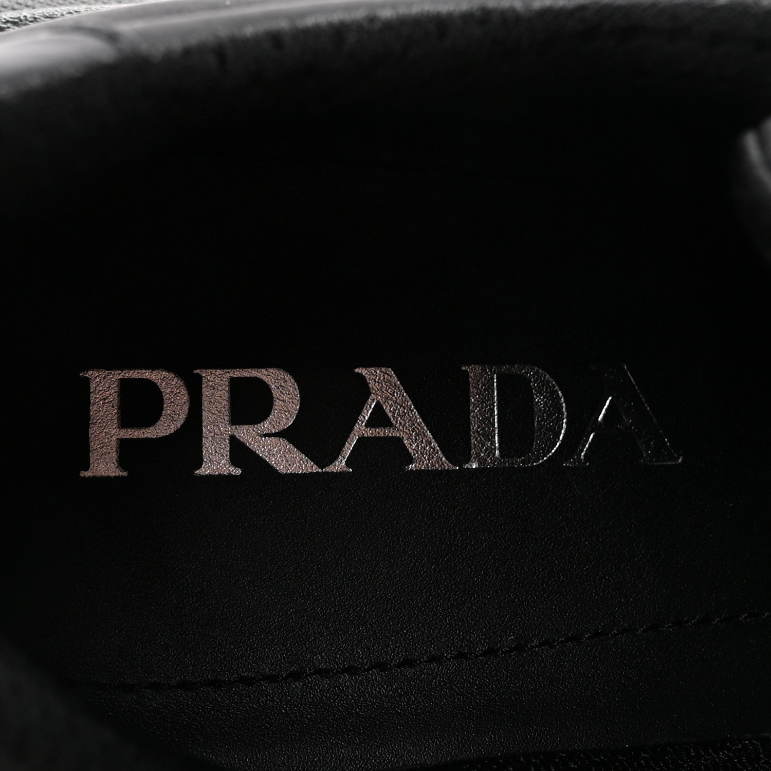 Prada Re-Nylon Piuma Quilted Mens Sneakers 8.5 Black 8 of 10