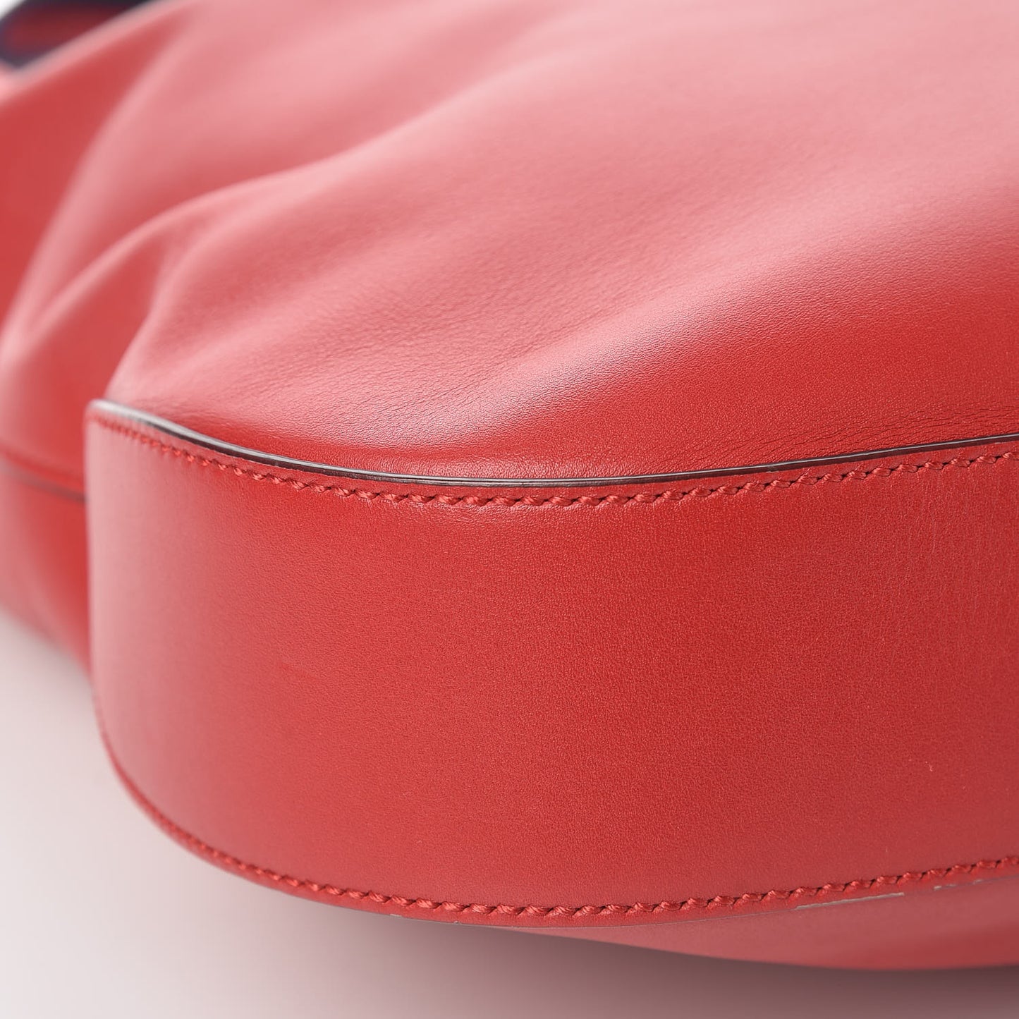 Calfskin Web Medium Dionysus Hobo Red