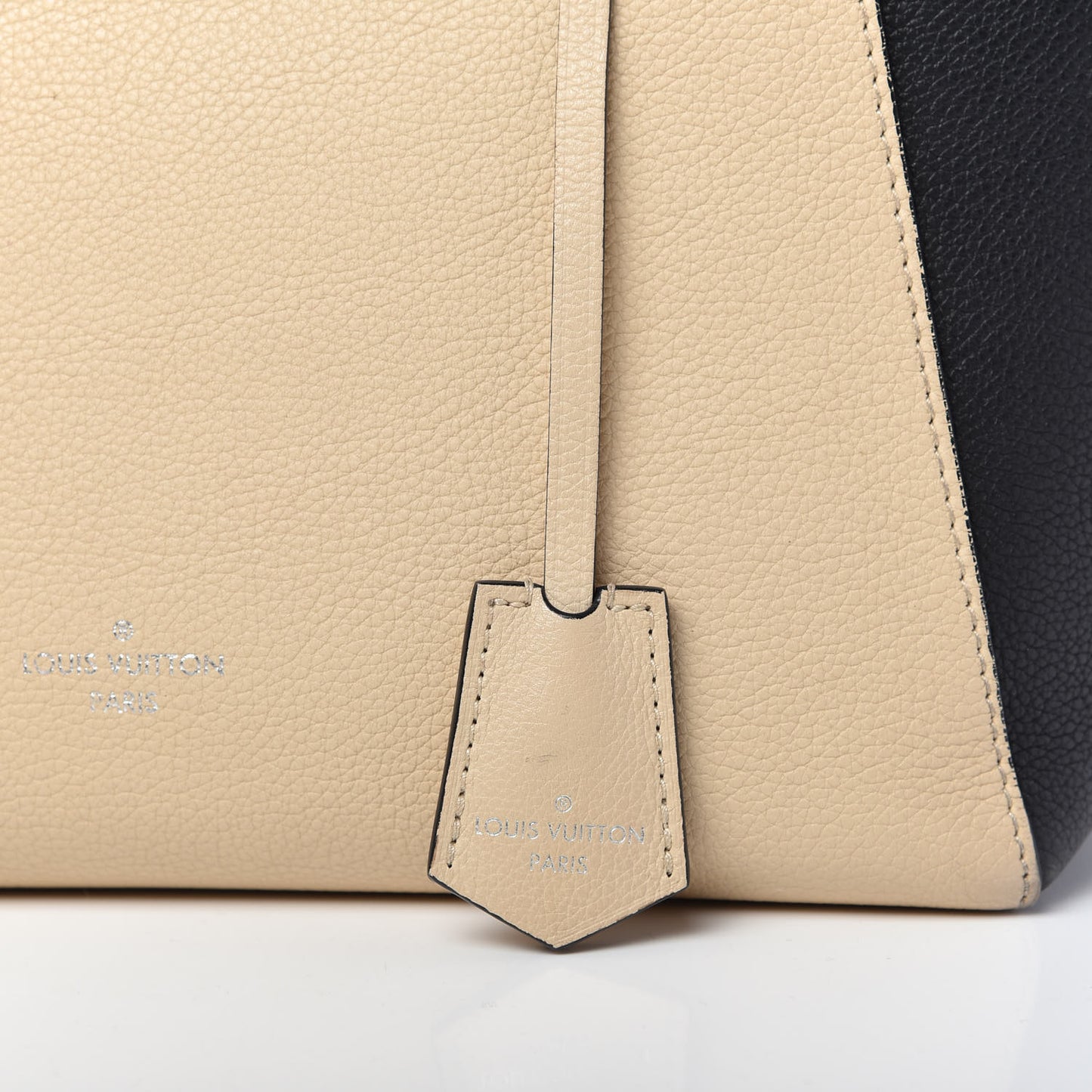 Calfskin Lockme Cabas Vanille Black