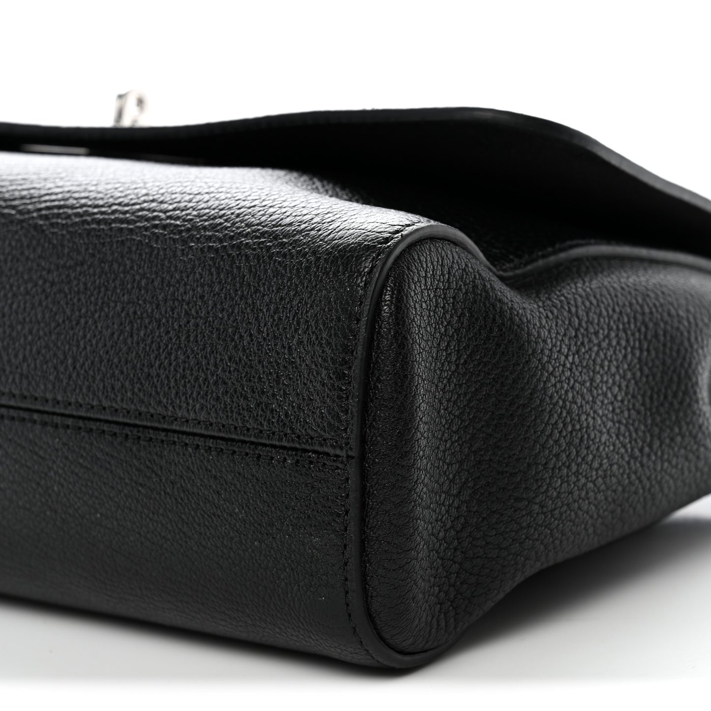 Small Classic Grain Calfskin Medium Lily Black