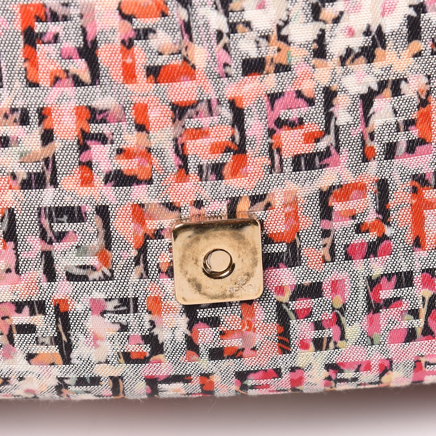 Fendi ENDI Zucchino Vitello Floral Studded Forever Mama Baguette Rosa Papaya Rosa Confetto 8 of 17