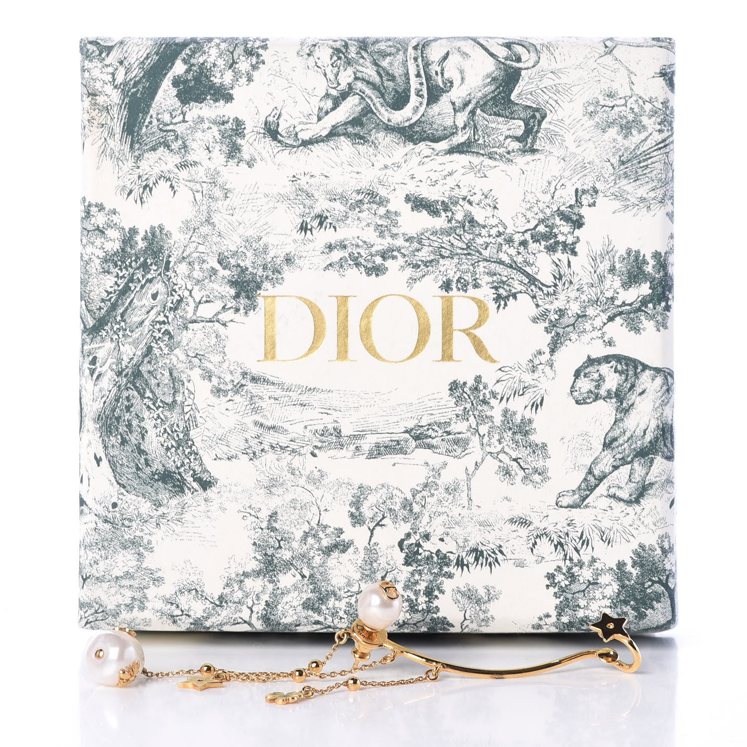 Christian Dior Pearl Shiny-D Earring Gold 5 of 5