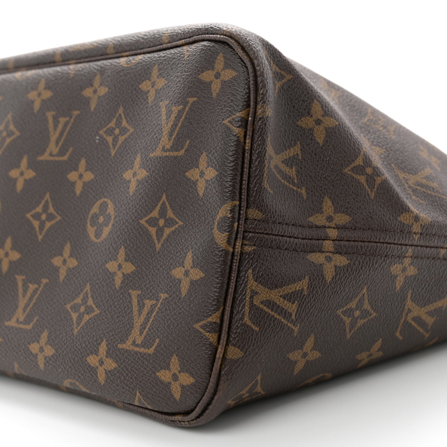 Louis Vuitton Monogram Neverfull MM 9 of 11