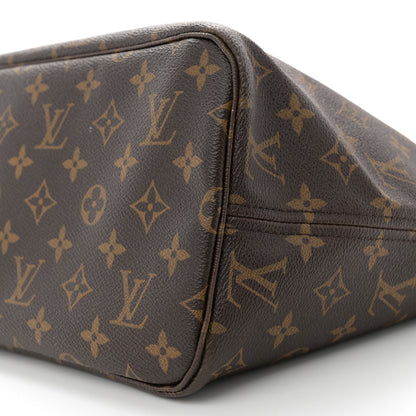 Louis Vuitton Monogram Neverfull MM 9 of 11