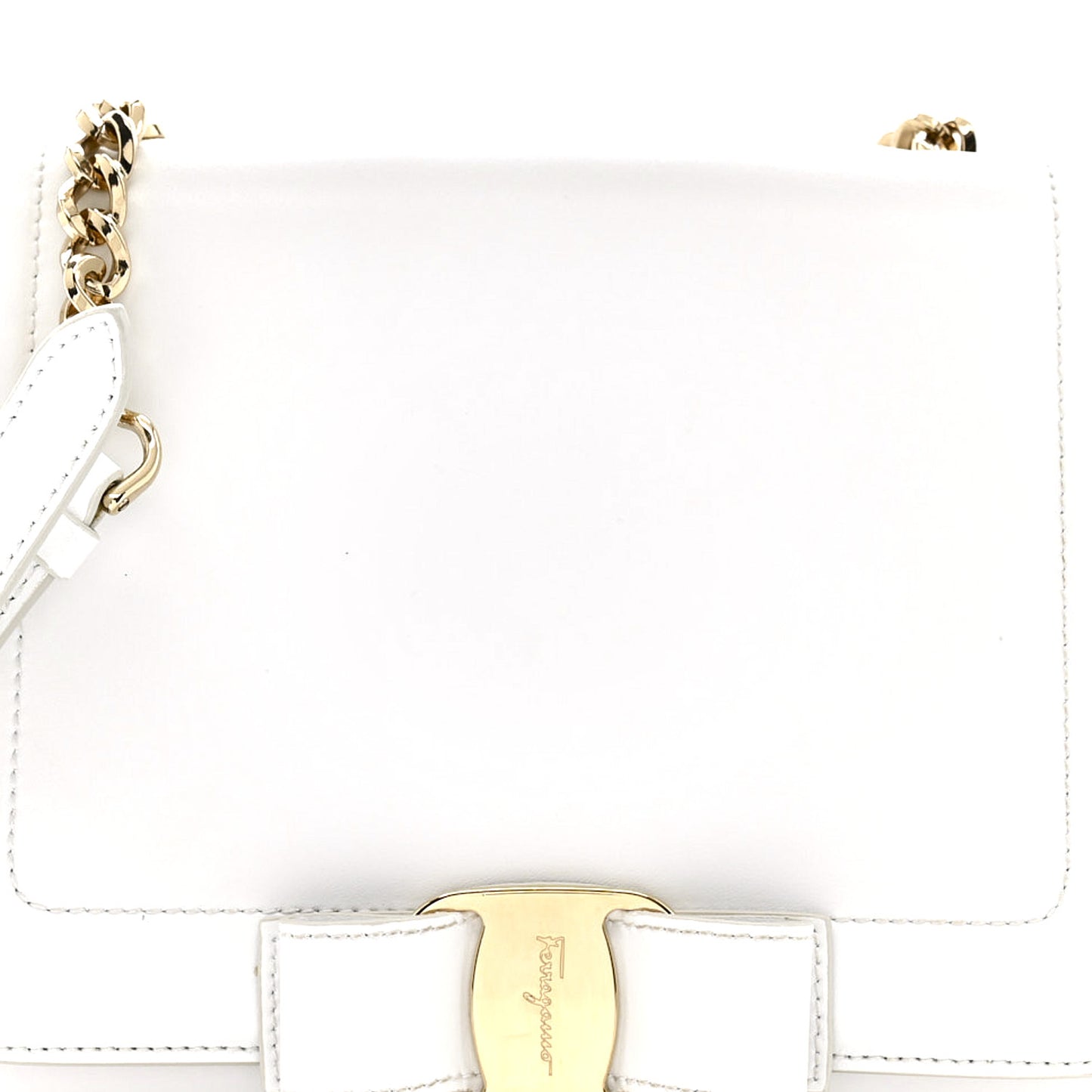 Smooth Calfskin Vara Bow Chain Flap Crossbody White