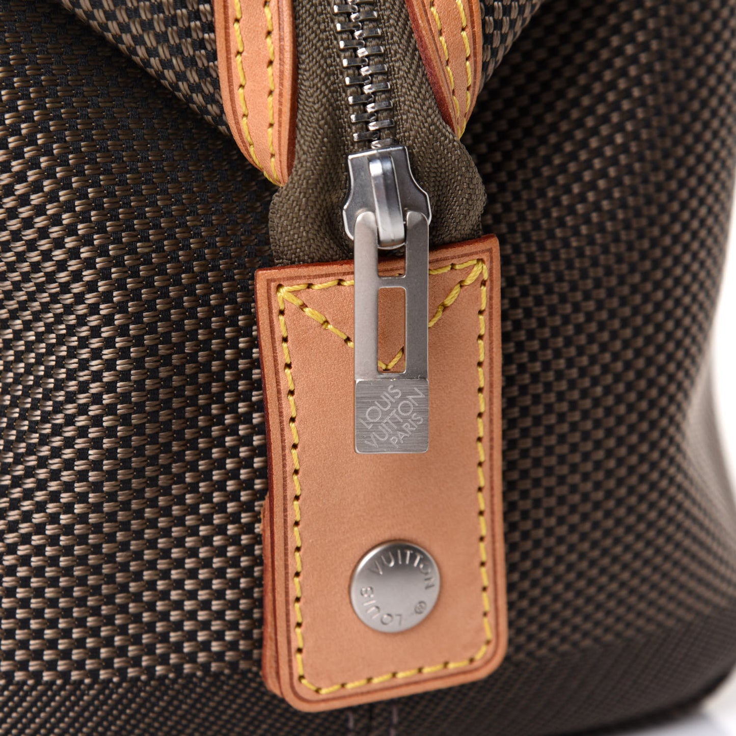 Damier Geant Acrobat Terre