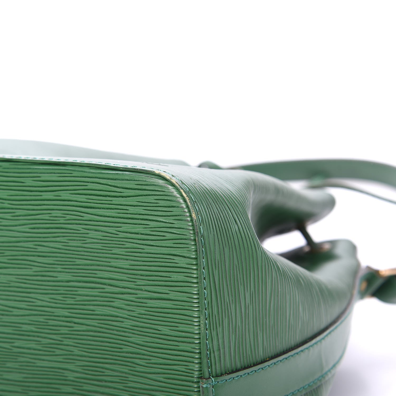 Louis Vuitton Epi Petit Noe Borneo 6 of 10