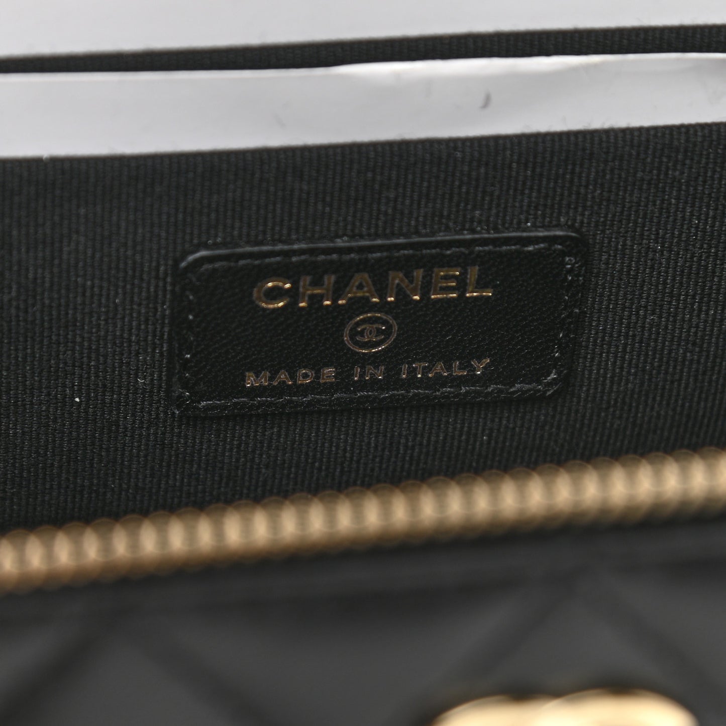 Lambskin Quilted Small Top Handle Vanity Case With Chain Black