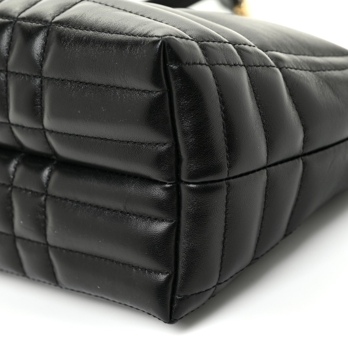 Calfskin Quilted Small Lola Zip Black