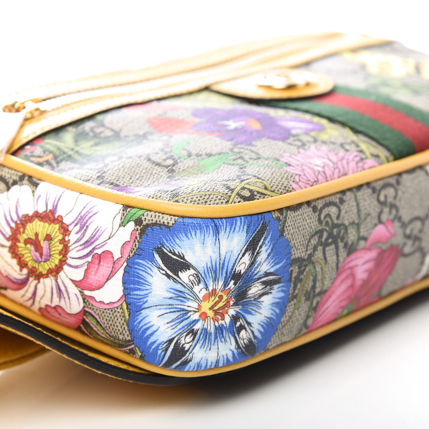 GG Supreme Monogram Flora Medium Ophidia Belt Bag Beige Multicolor Crop