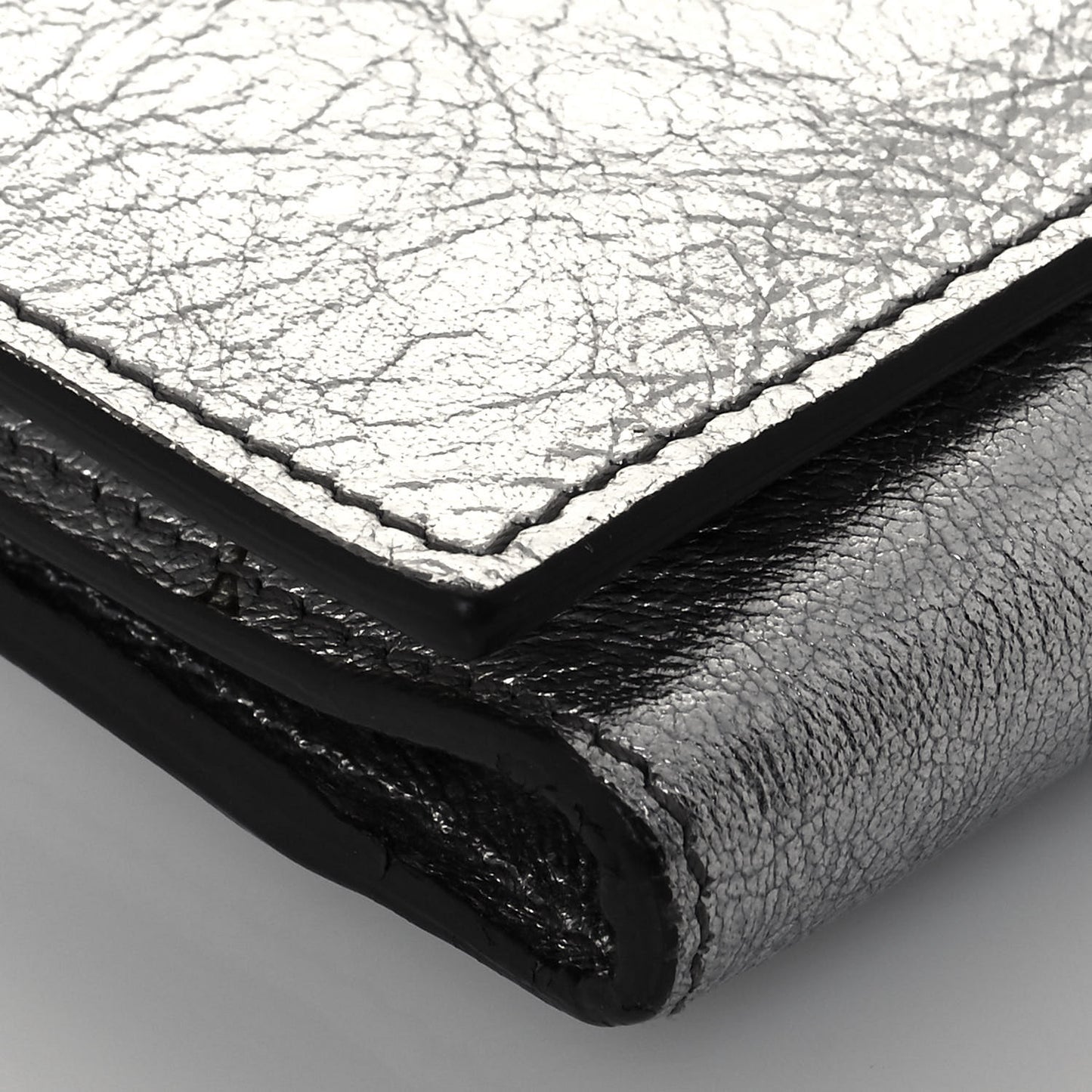 Metallic Crinkled Calfskin Belle de Jour Chain Clutch Silver