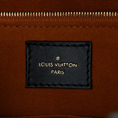 Louis Vuitton Empreinte Monogram Giant Onthego MM Black 7 of 11