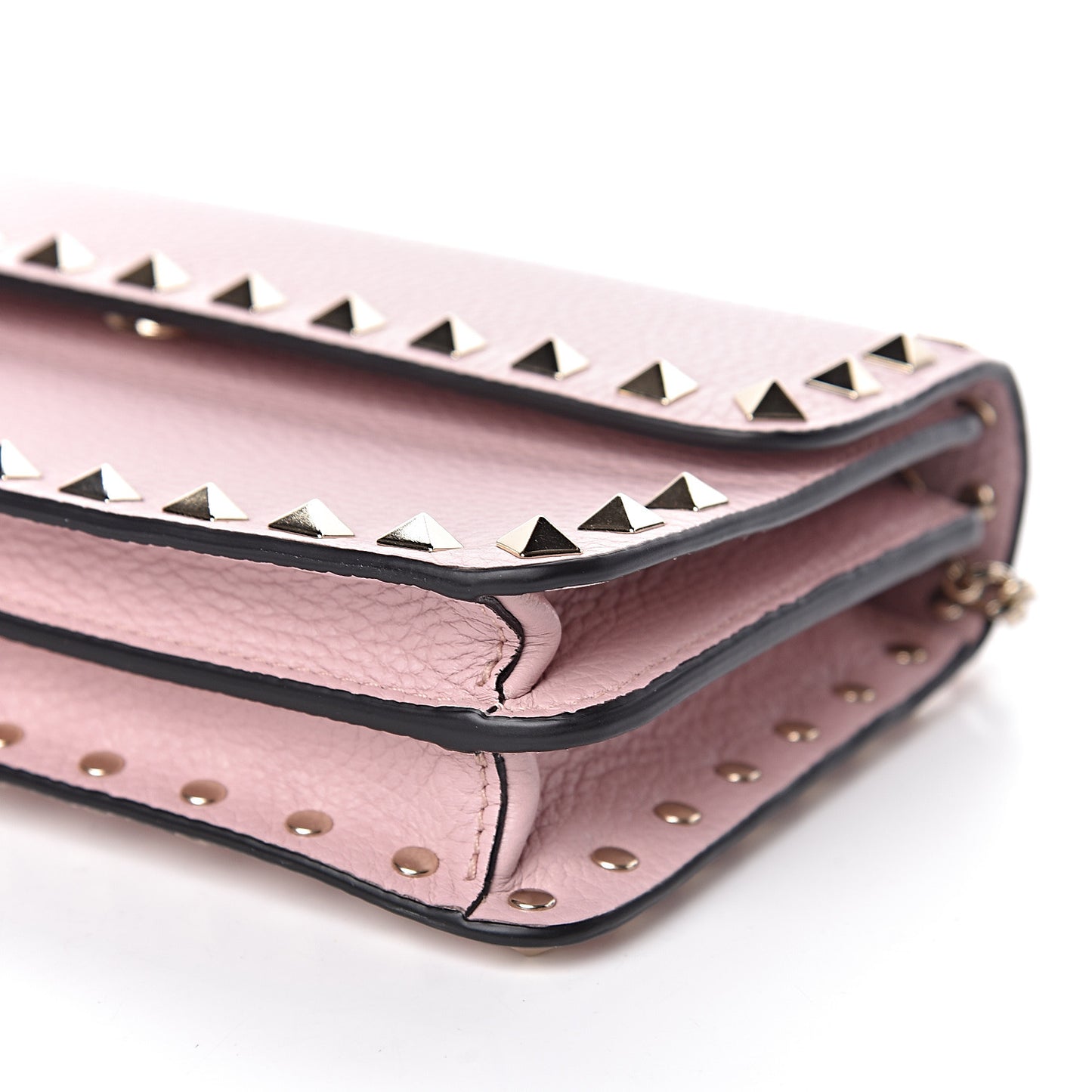 Pebbled Calfskin Rockstud Flap Wallet On Chain Poudre