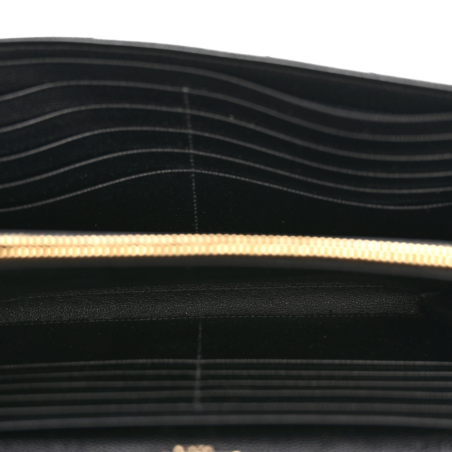 Saint Laurent Grain De Poudre Matelasse Chevron Monogram Chain Wallet Black 5 of 12