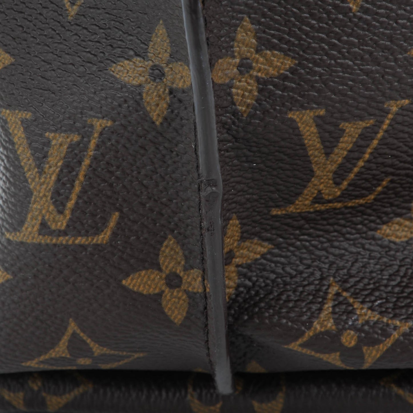 Monogram Metis