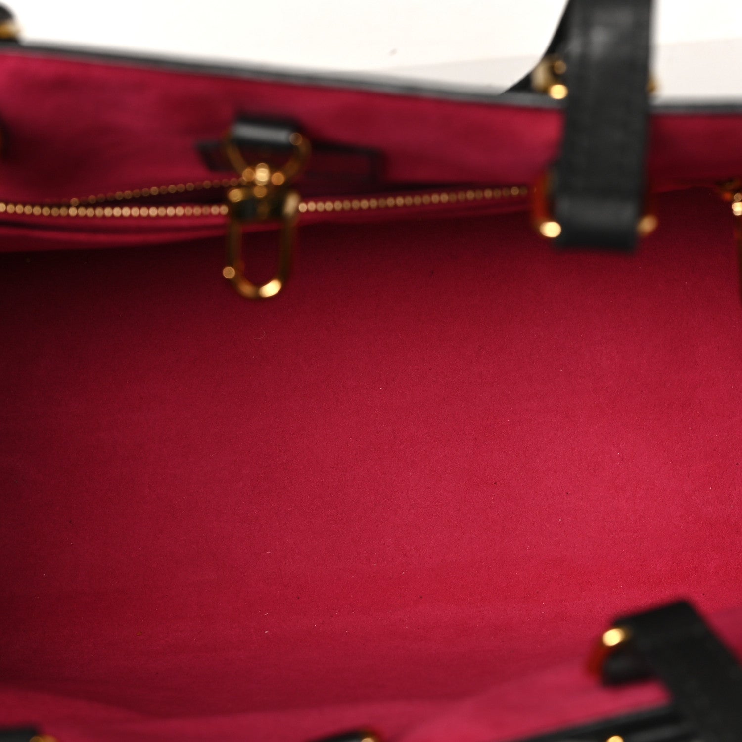 Louis Vuitton Epi Onthego MM Black 5 of 9