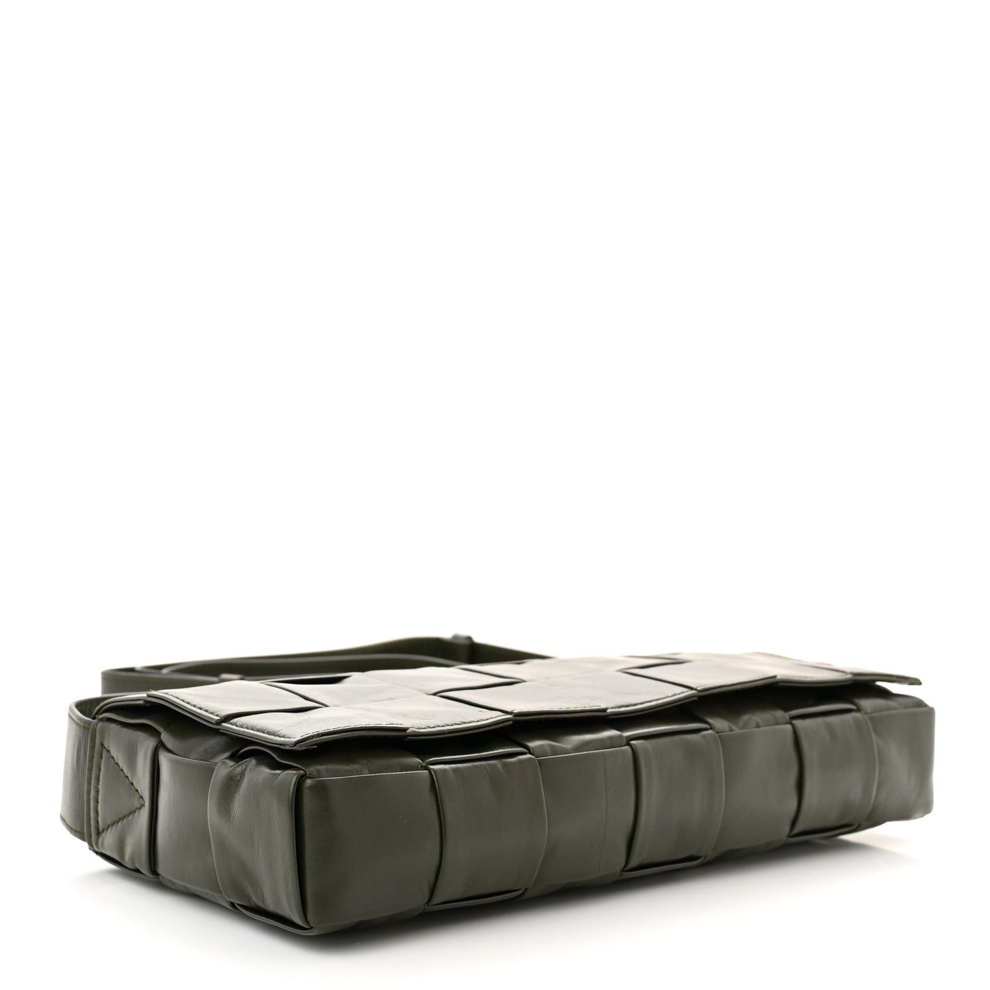 Paper Calfskin Intrecciato Stretch Cassette Camping