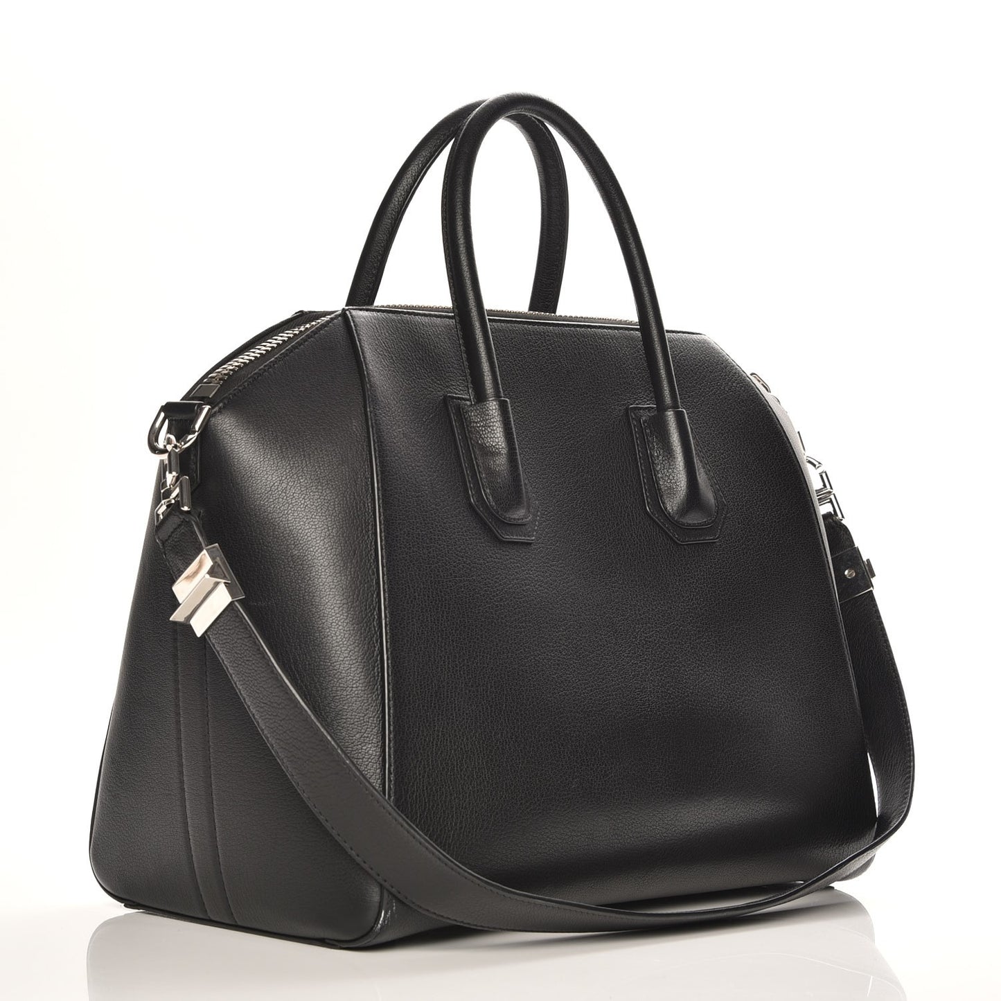 Sugar Goatskin Medium Antigona Black