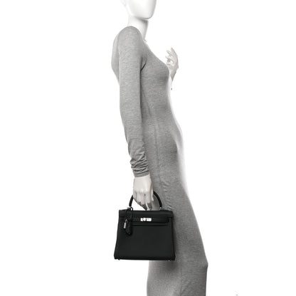 Hermes Togo Kelly Retourne 25 Vert Fonce 2 of 11