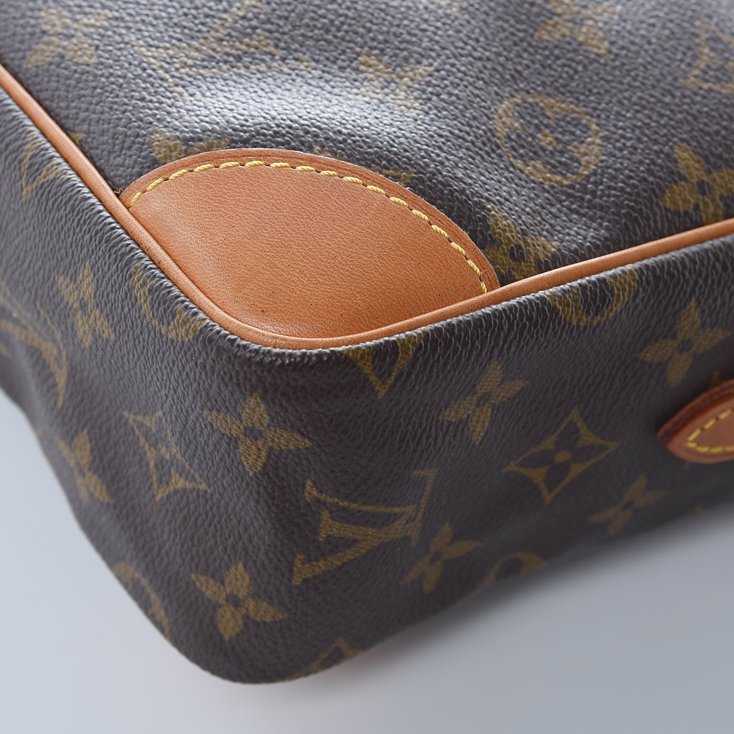 Louis Vuitton Monogram Trocadero 30 9 of 14