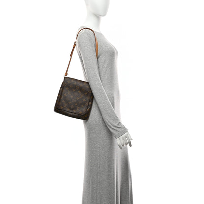 Louis Vuitton Monogram Musette Salsa 2 of 10