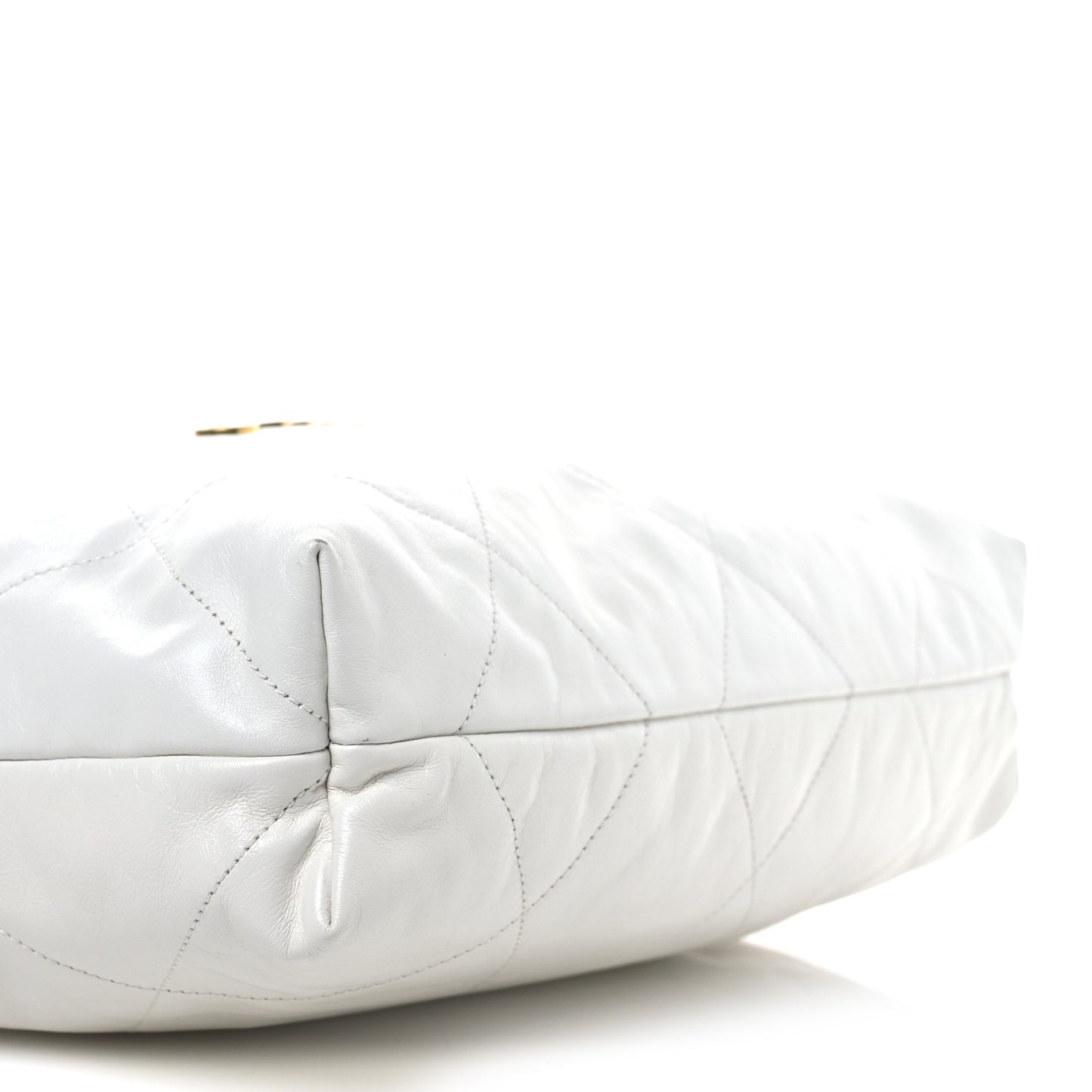 Shiny Calfskin Quilted Chanel 22 White