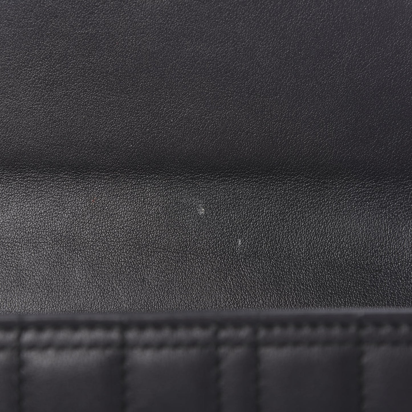 Calfskin Matelasse Mini Pearly GG Marmont Chain Wallet Black