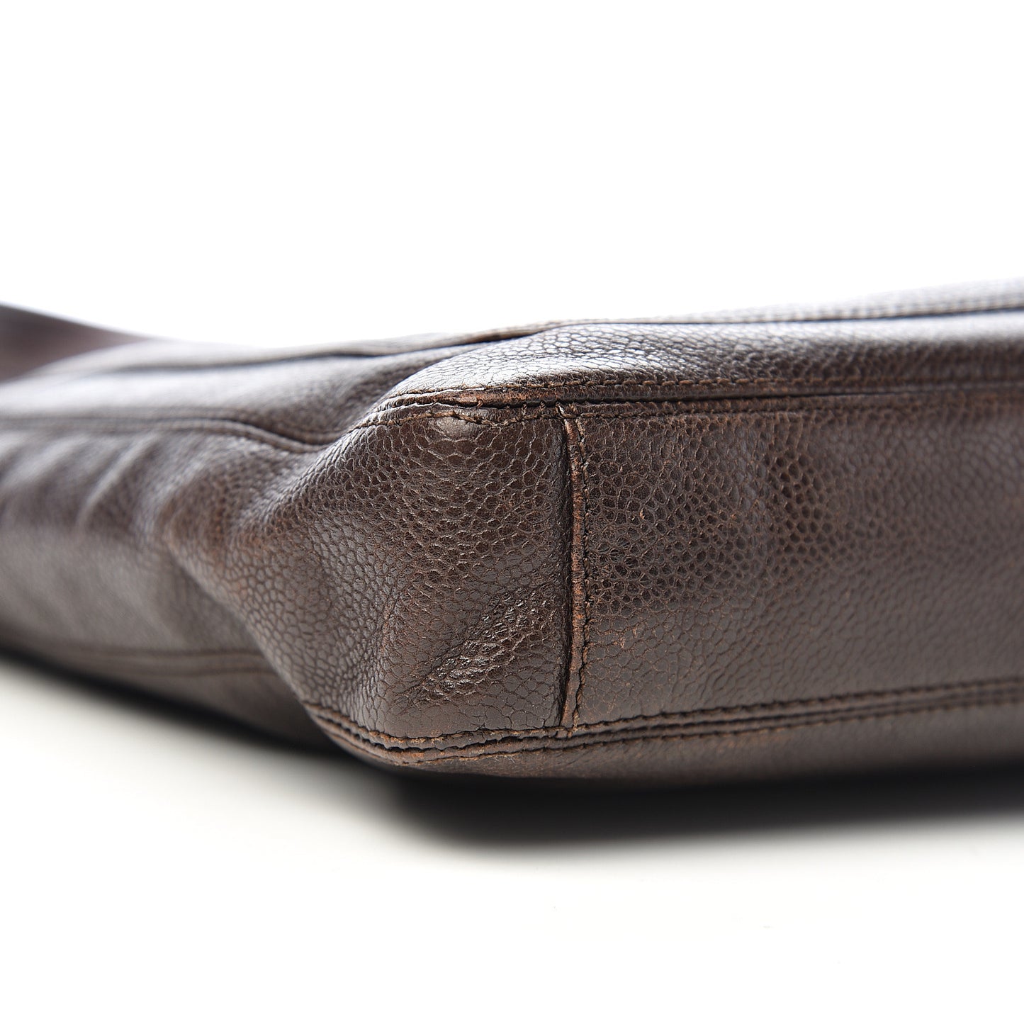Caviar Shoulder Bag Brown