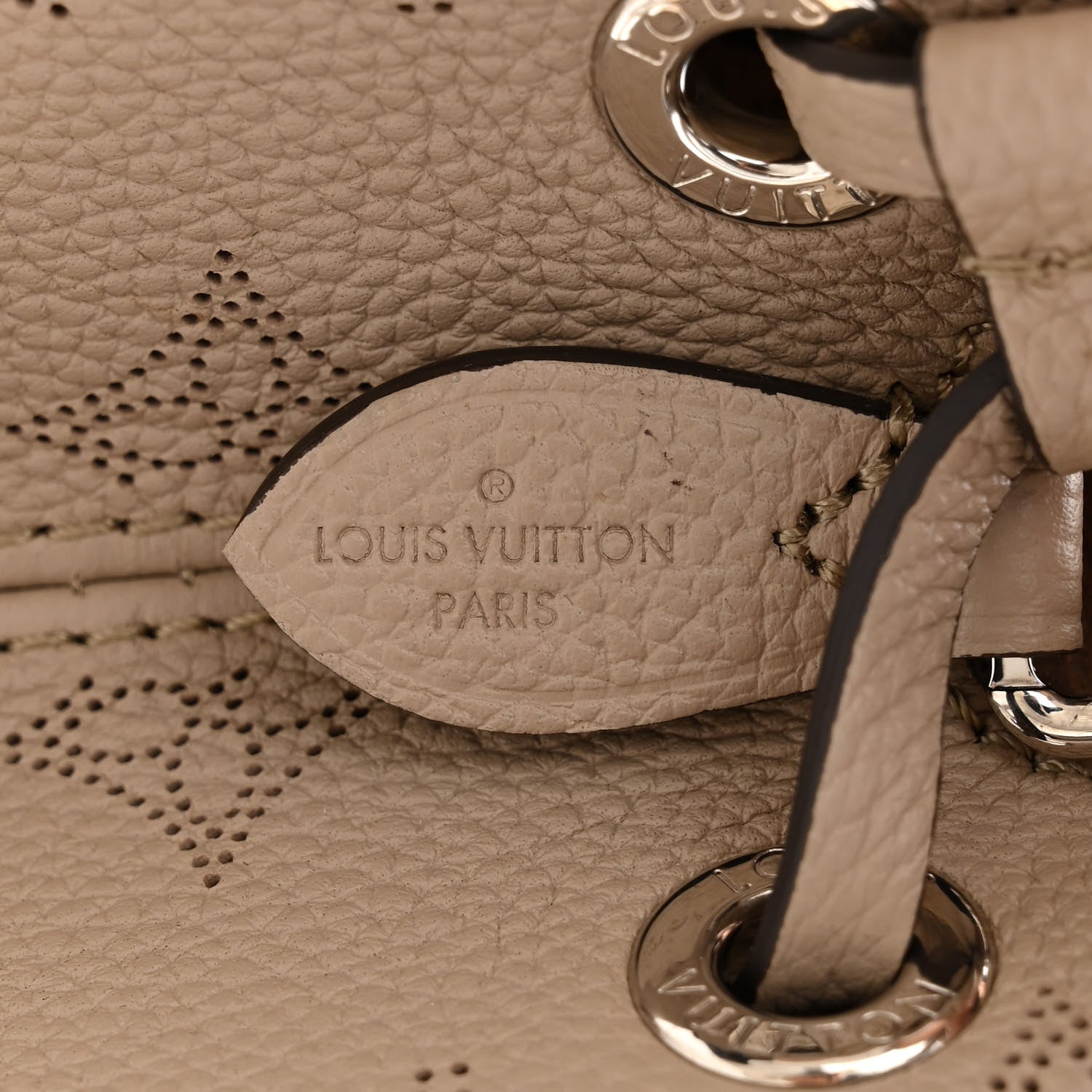 Louis Vuitton Mahina Bella Galet 6 of 10