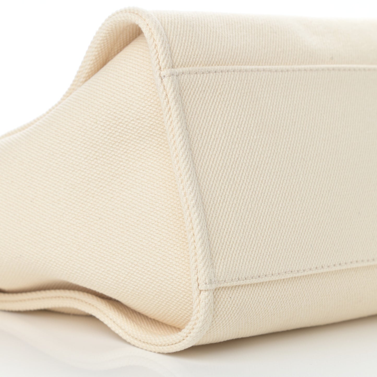 Canvas Pearl Medium Deauville Tote Ecru Beige