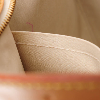 Louis Vuitton Vernis Brea GM Blanc Corail 7 of 9