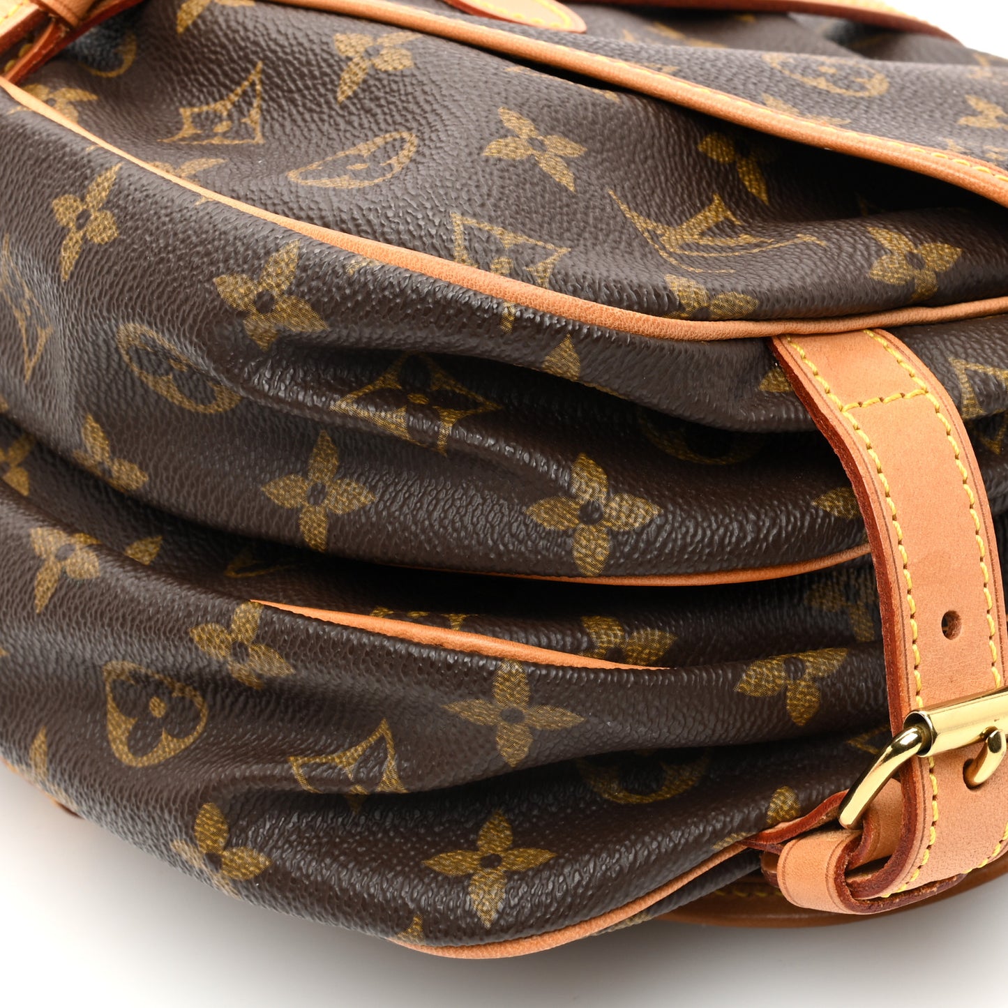 Monogram Saumur 30