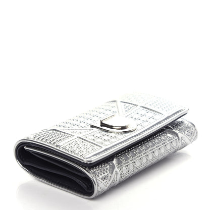 Christian Dior Metallic Patent Micro-Cannage Diorama Elancee Wallet Onyx Silver 4 of 8