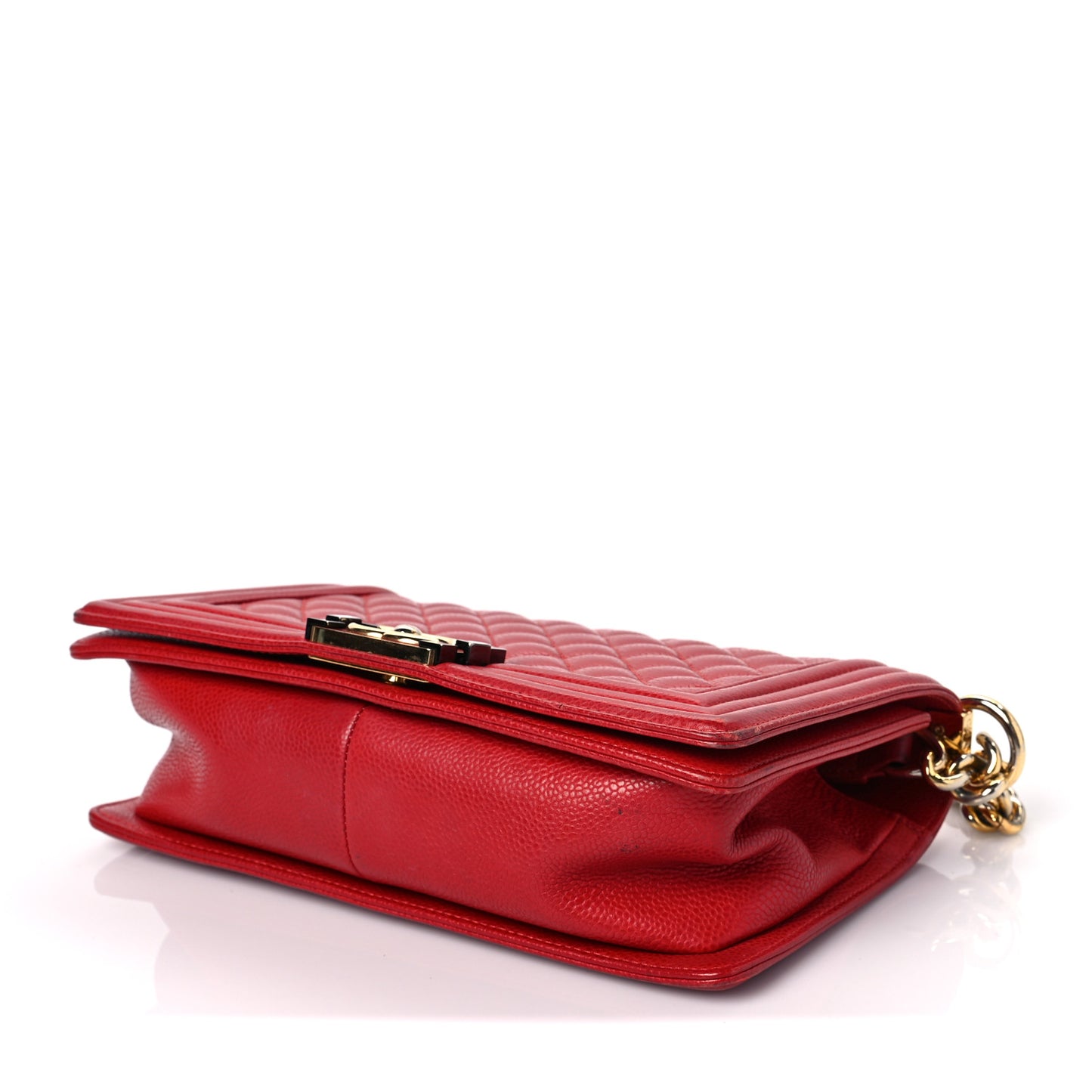 Caviar Quilted Medium Boy Flap Red