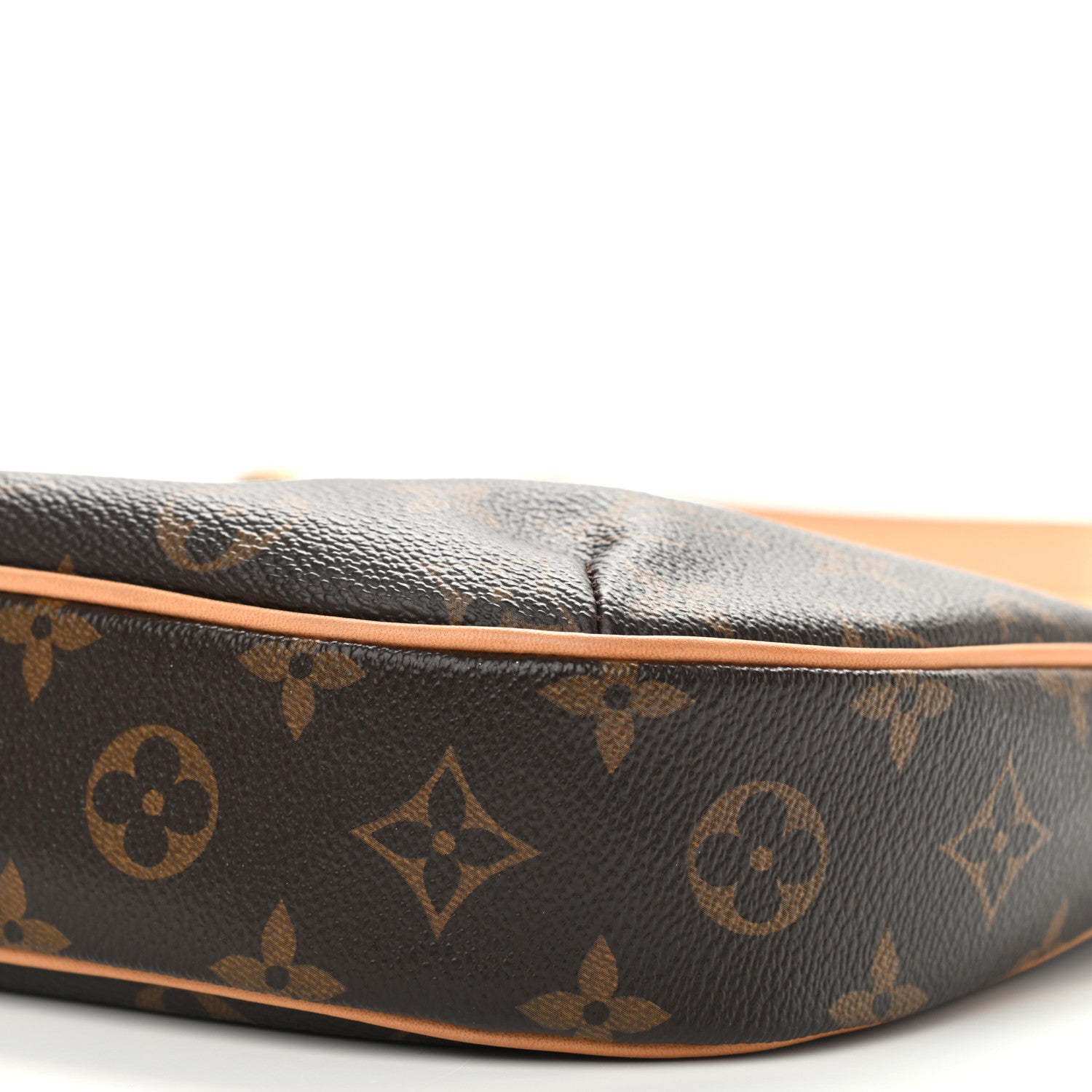Louis Vuitton Monogram Odeon MM 9 of 11