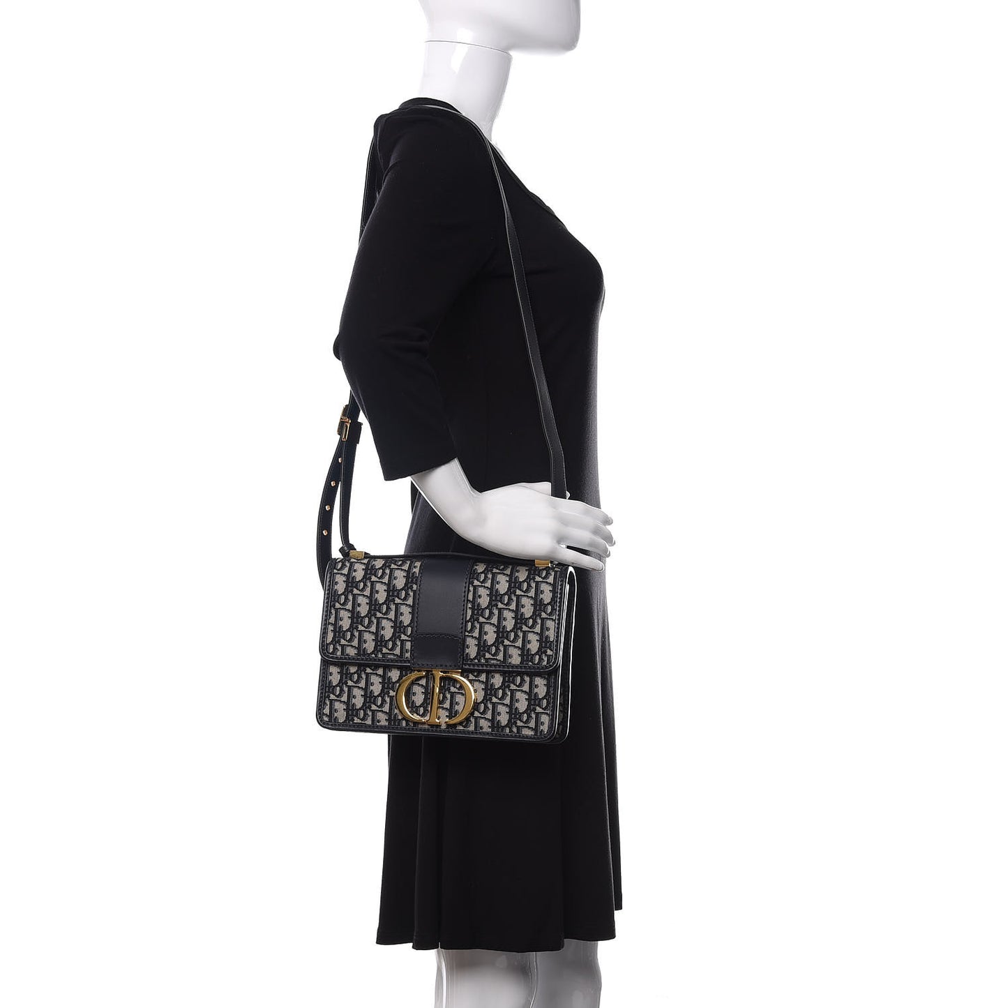 Oblique 30 Montaigne Flap Bag Blue