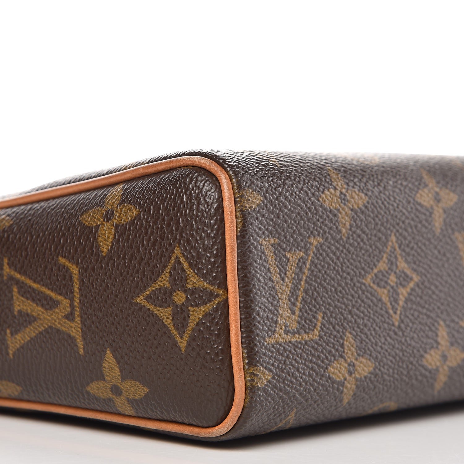 Louis Vuitton Monogram Recital 8 of 9