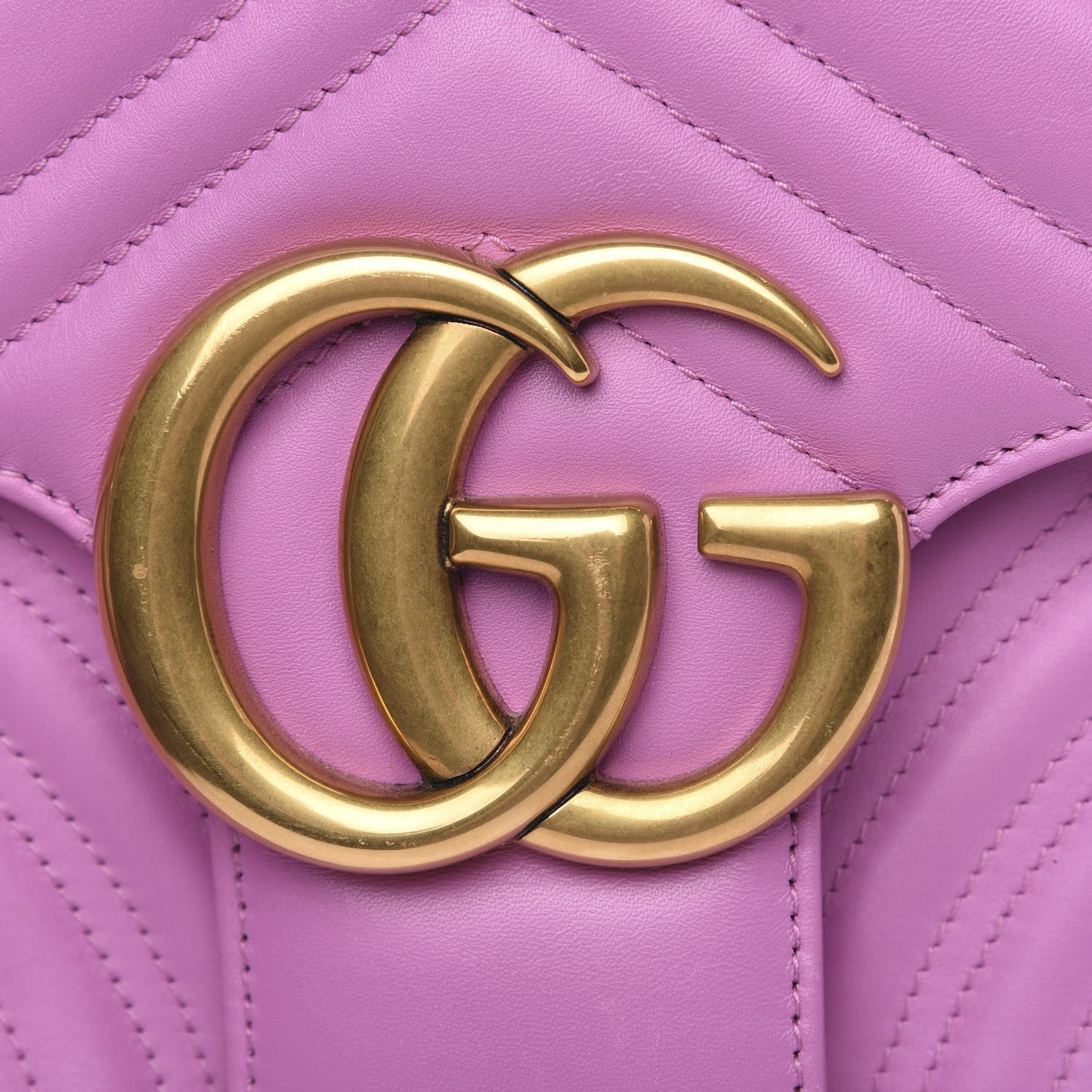 Calfskin Matelasse Medium GG Marmont Shoulder Bag Candy Mousse